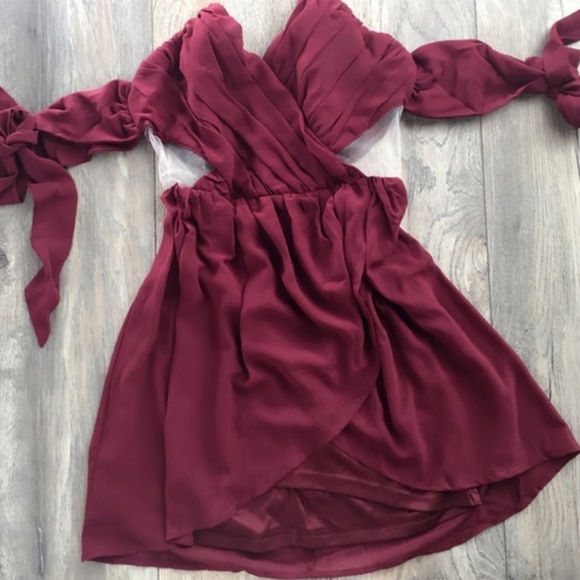 Tobi Wine Chiffon Mini Dress - Picture 3 of 3